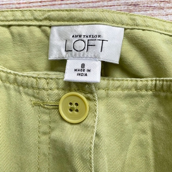 Ann Taylor Loft Flutter Hem Miniskirt, Size 8 - Picture 3 of 3